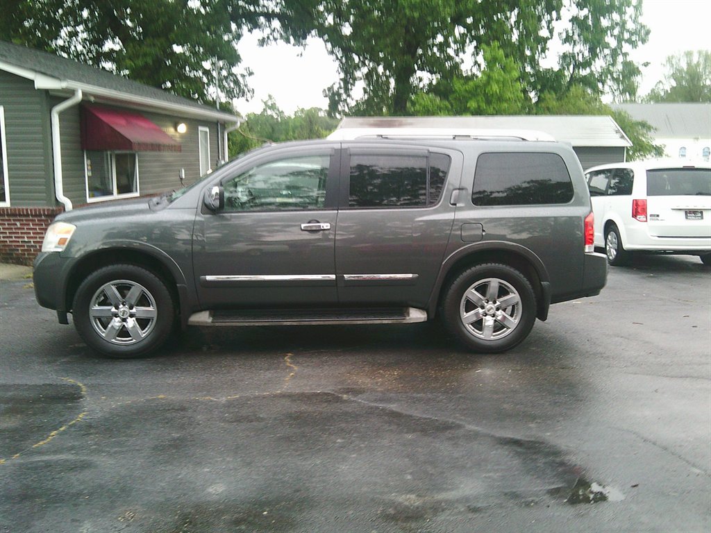 2011 Nissan Armada Platinum