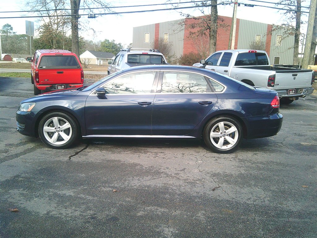 2012 Volkswagen Passat SE