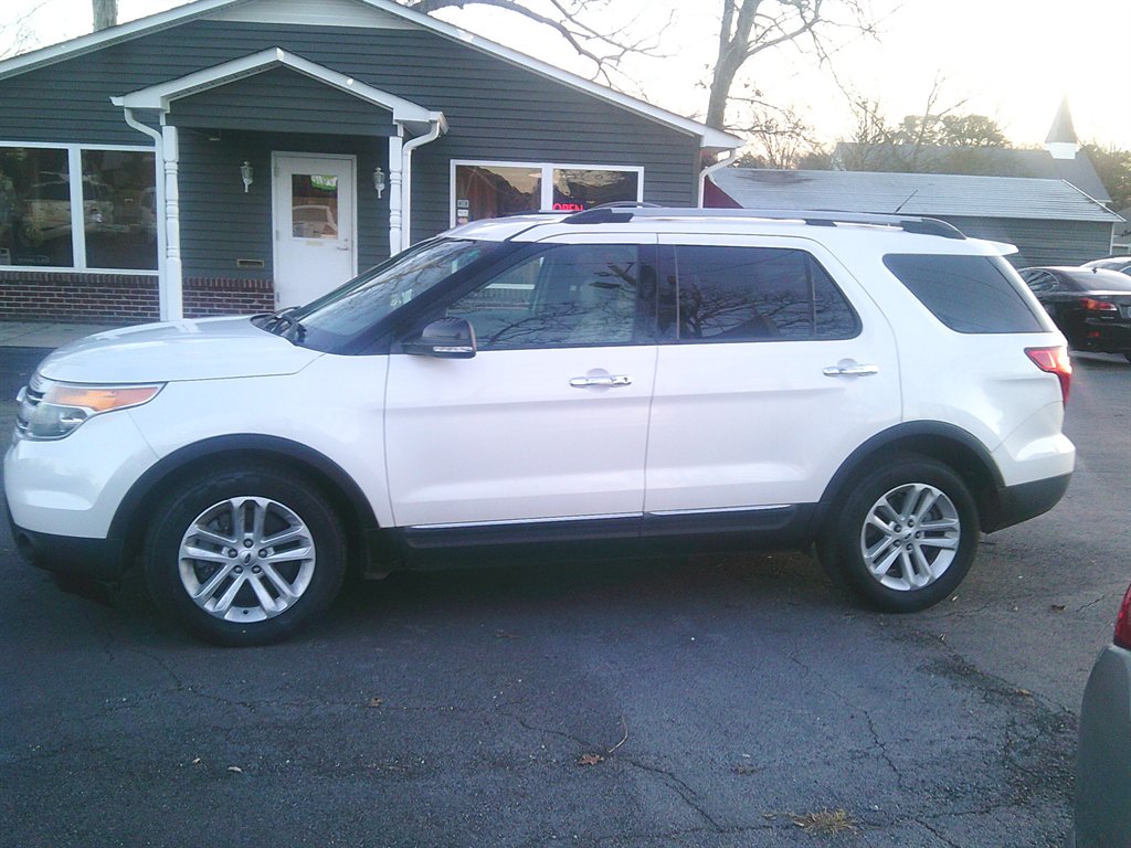 2013 Ford Explorer XLT's photo